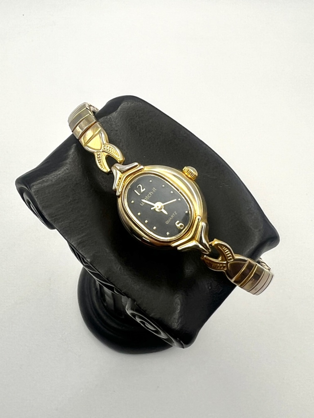 Vintage Watch-It Watch Gold-Tone Black Dial with Expansion Bracelet - Picture 5 of 9